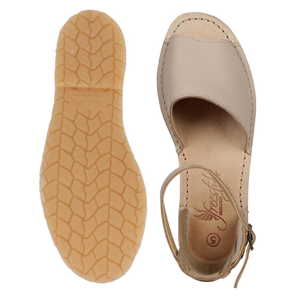 Boardwalk Closed-Back Ladies - Freestyle SA Proudly local leather boots veldskoens vellies leather shoes suede veldskoens