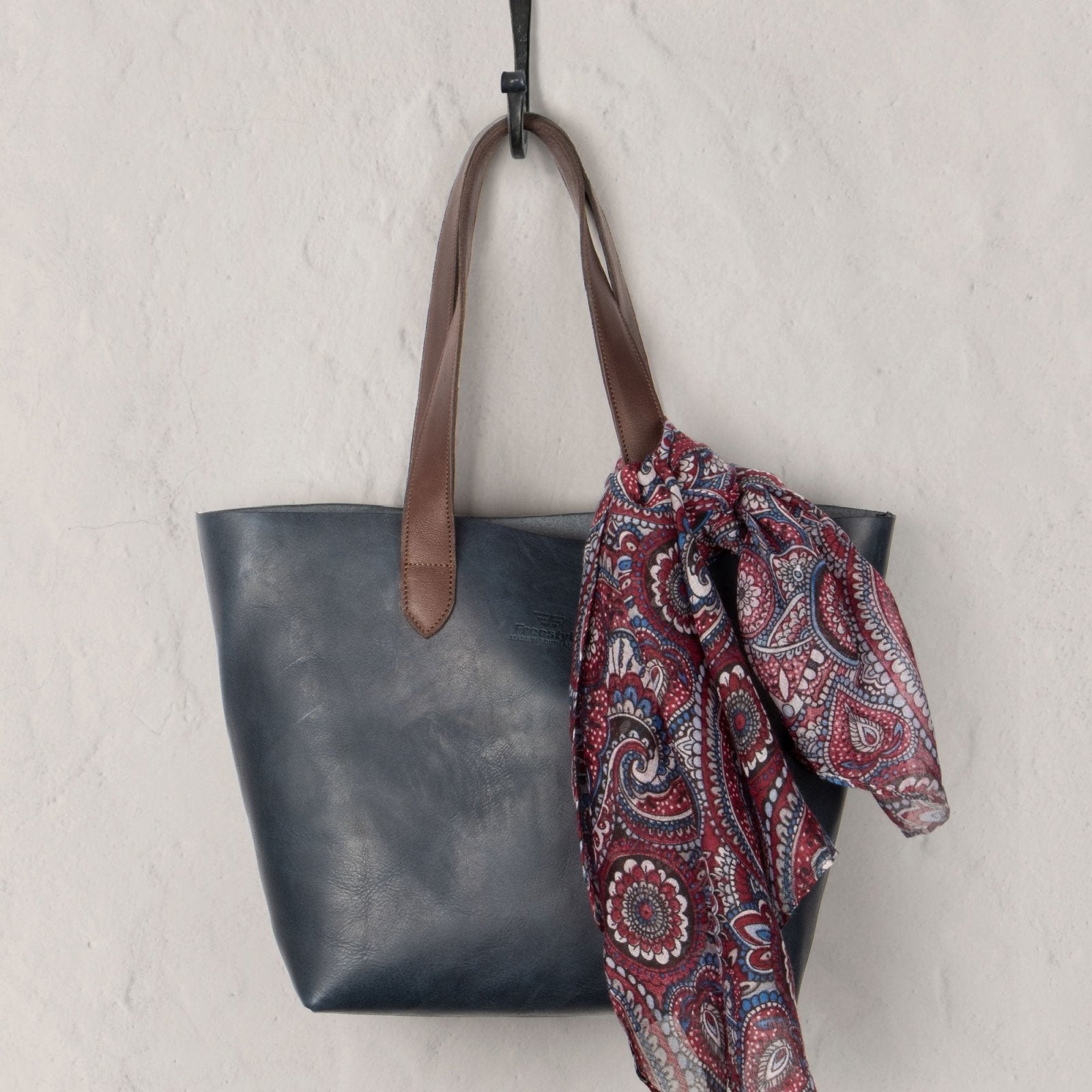 Vega Unlined Premium Leather Shopper Bag - Freestyle SA Proudly local leather boots veldskoens vellies leather shoes suede veldskoens