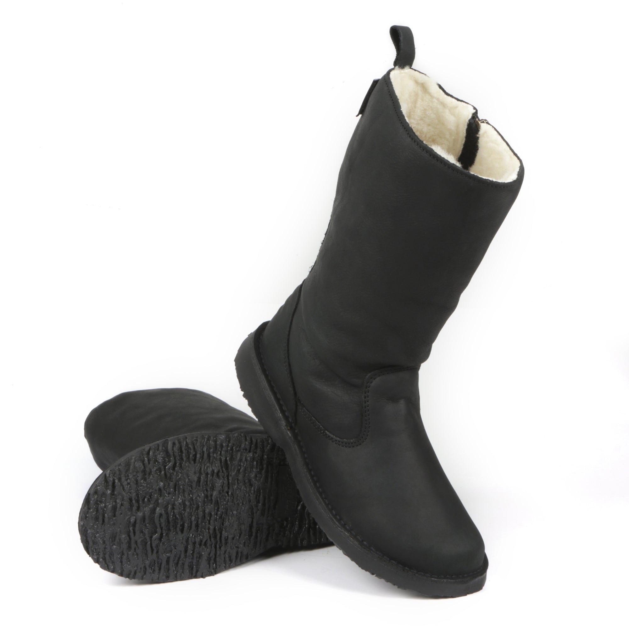 Sutherland Waxy Black - E
