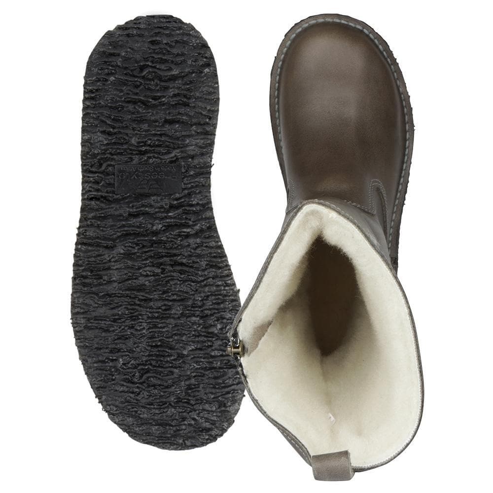 Eskimo 100% wool - lined ladies premium leather boot - Freestyle SA Proudly local leather boots veldskoens vellies leather shoes suede veldskoens