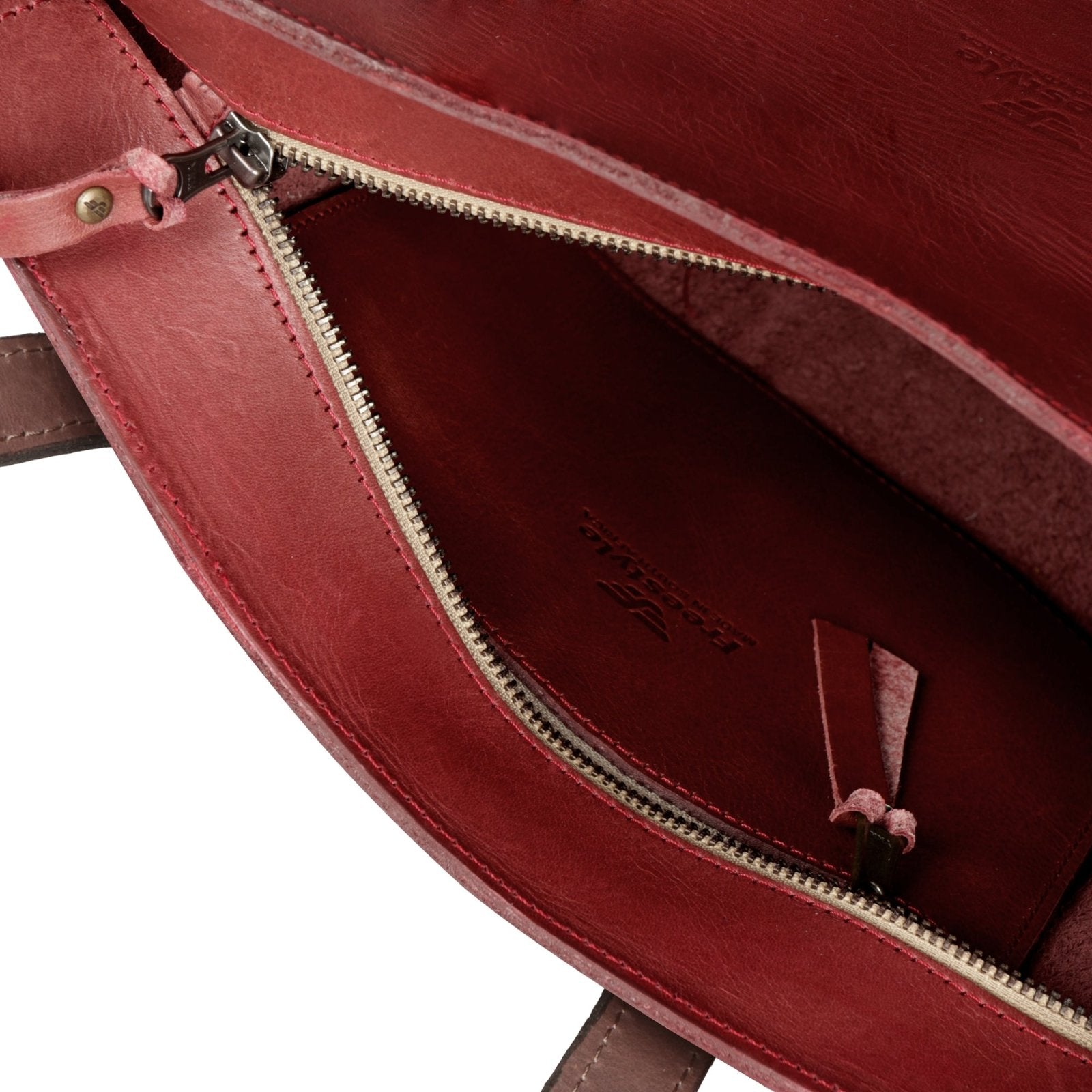 Skyla Mini Deluxe premium leather bag with tassels - Freestyle SA Proudly local Leather Goods Supplier leather boots veldskoens vellies leather shoes suede veldskoens