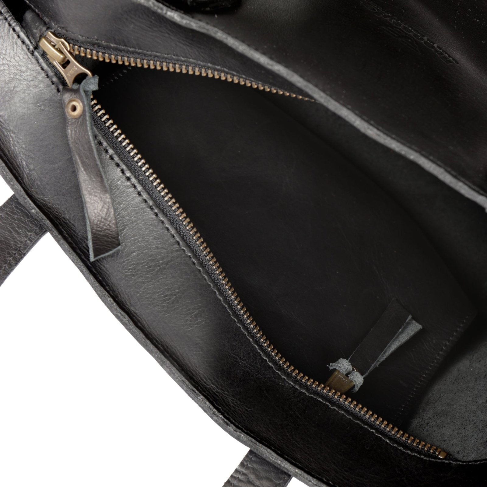 Skyla Mini Deluxe premium leather bag with tassels - Freestyle SA Proudly local Leather Goods Supplier leather boots veldskoens vellies leather shoes suede veldskoens