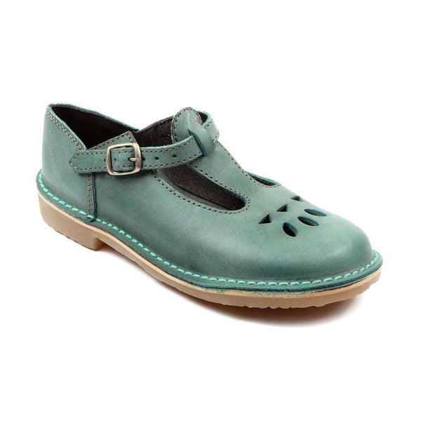 Little girl sales baby doll shoes