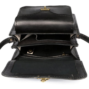 Gillian Eco Friendly Vegetable Tanned Hand Dyed Leather Bag - Freestyle SA Proudly local leather boots veldskoens vellies leather shoes suede veldskoens
